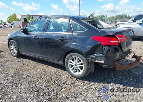 2016 Ford Focus Se z USA, uszkodzony, nr VIN 1FADP3F2XGL243546